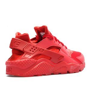 Nike Air Huarache Run Triple Red Sneakers